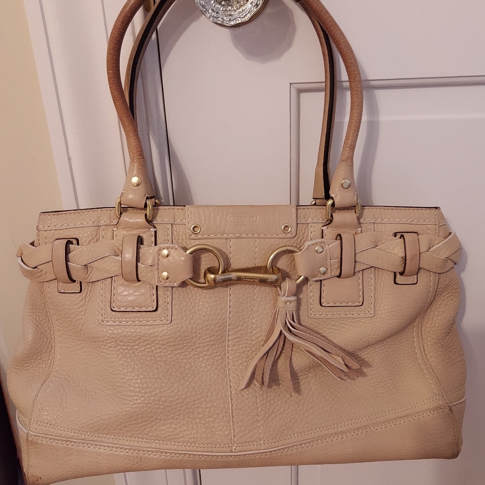 Coach 10529 Purse Hamptons Pebbled Leather Carryall Satchel Beige